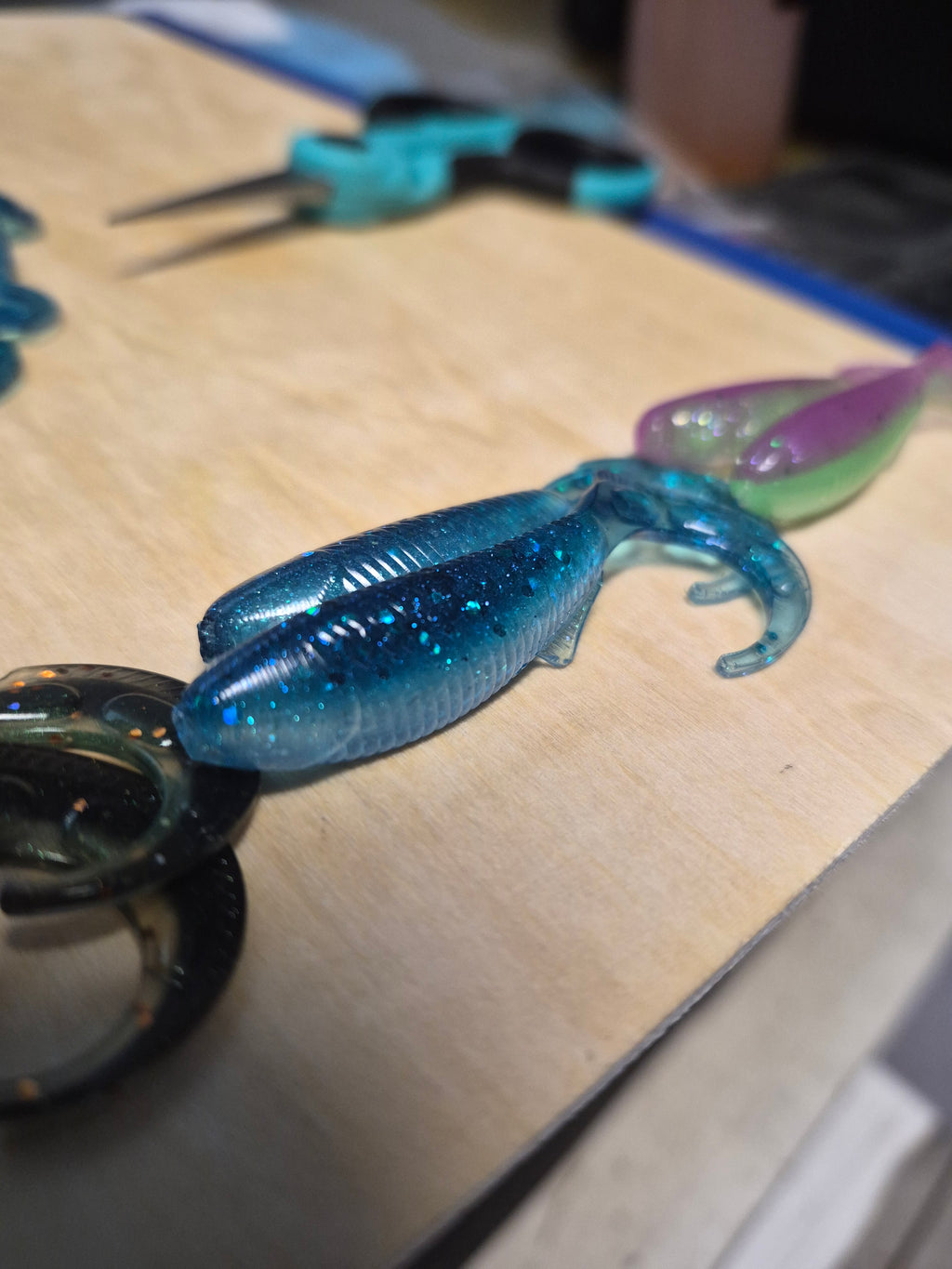 3.1 " WHIPWAD Small trophy hunters BLUE ICE