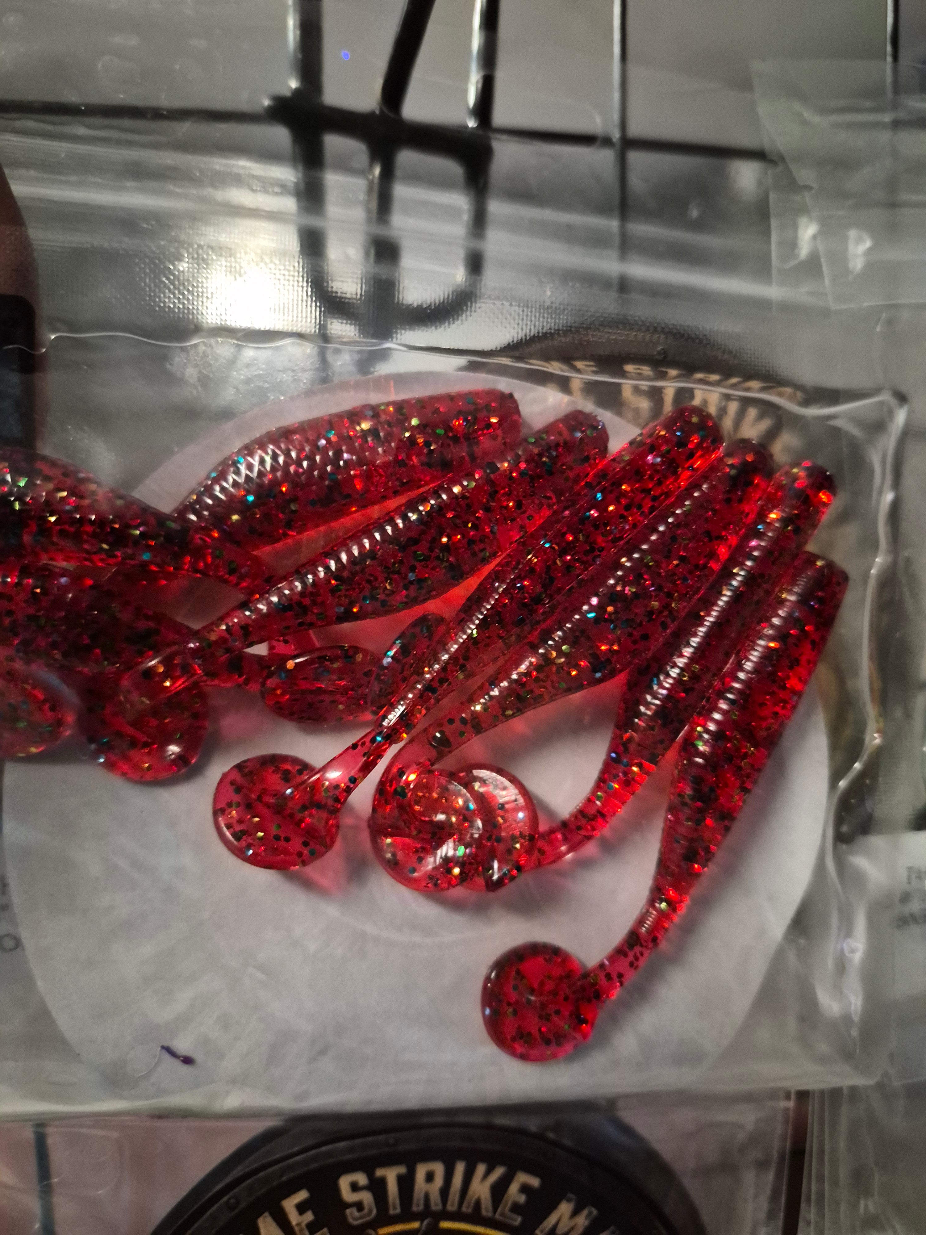 THE ASSASIN 2.8" PADDLE TAIL SWIM BAIT