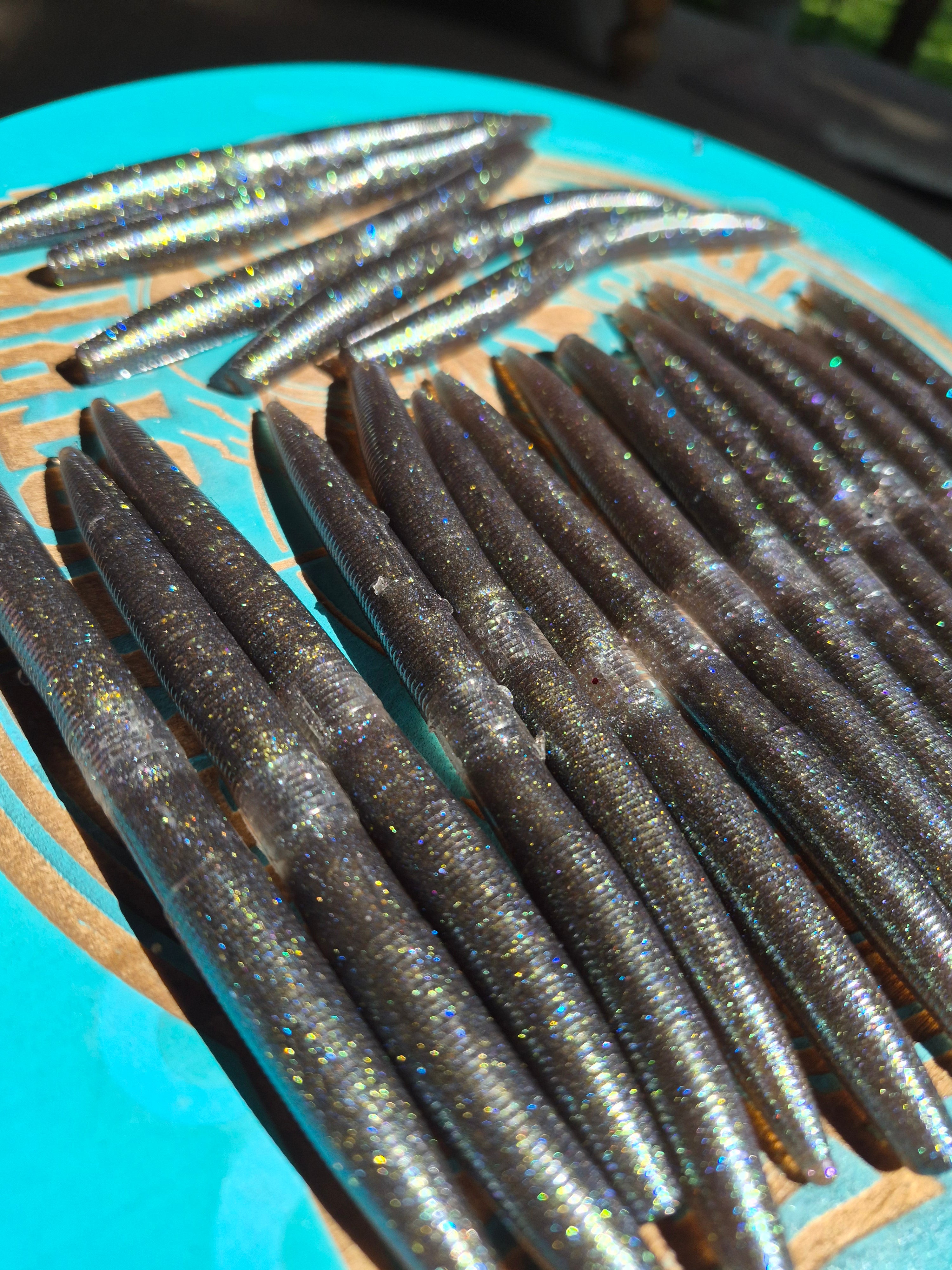 THE ENFORCER 5"stick bait with reinforced hook skeeve OIL SLICK of the Chemical Chaos series.