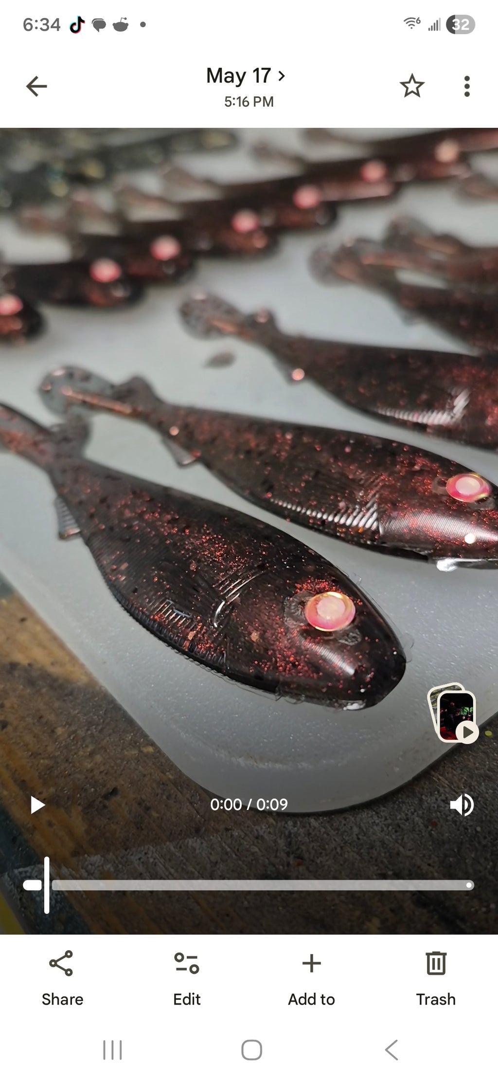 THE GENERAL 4.3" EPIC SLAY BAITS 2 hook recesses.
