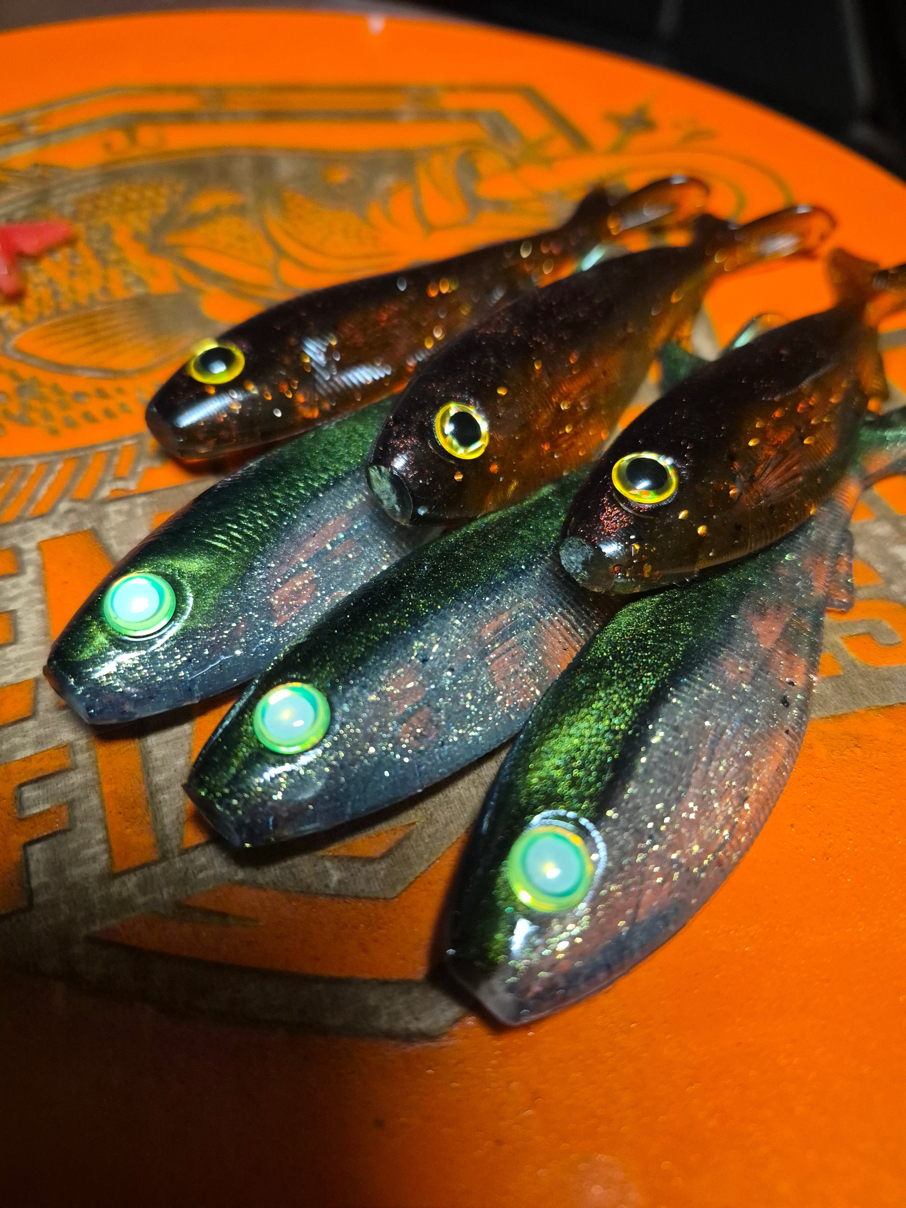 THE GENERAL 4.3 SWIMBAIT variety pack motor oil/Bayou glitz hypershift