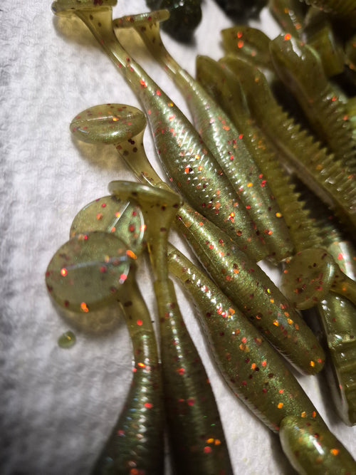 The ASSASIN 2.8 " PADDLE TAIL swimmer