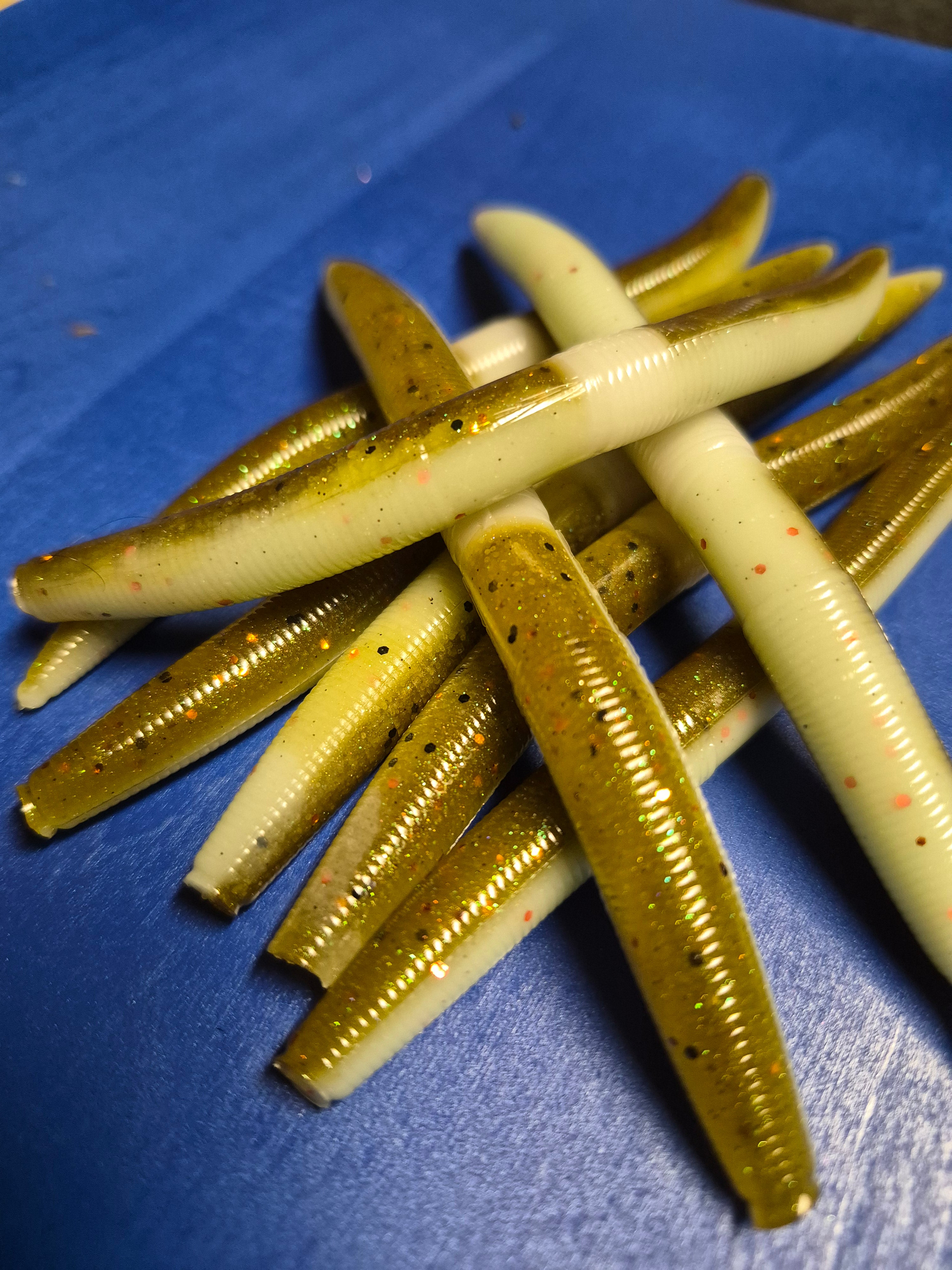 The ENFORCER 5"stick bait with reinforced hook sleeve HOUDINI